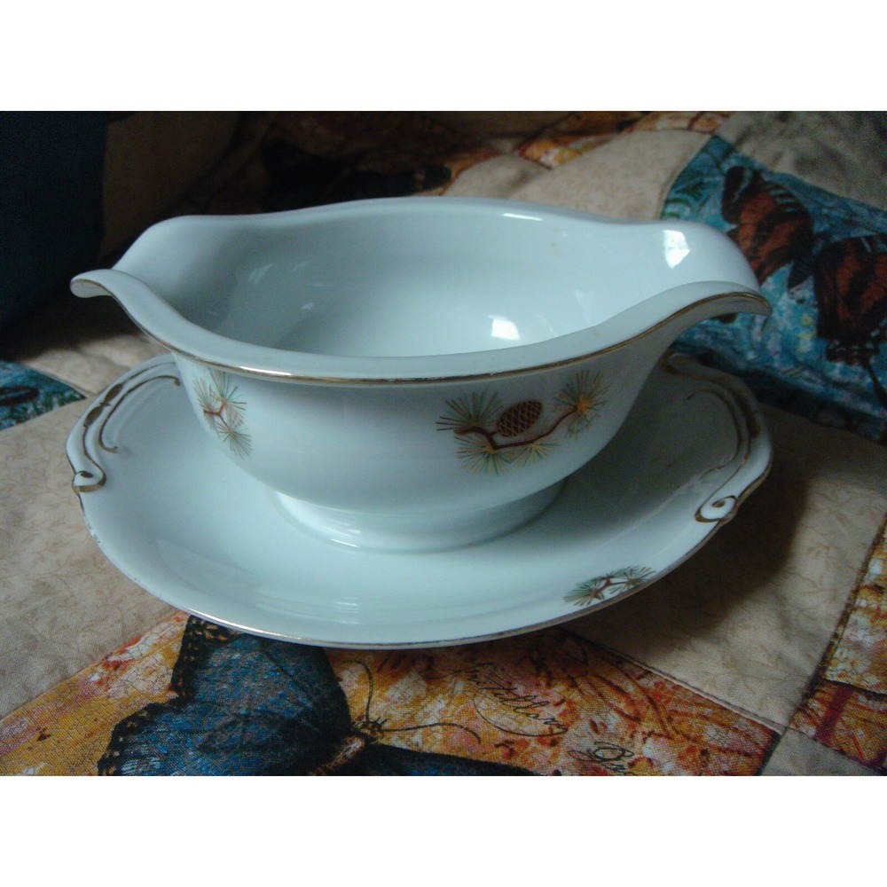Fukagawa Arita Vintage gravy souce bowl w/plate Japan made acorns handpainted